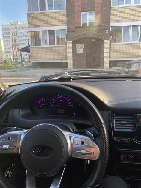 Проекция на лобовое стекло — Lada Приора хэтчбек, 1,6 л, 2012 года ...