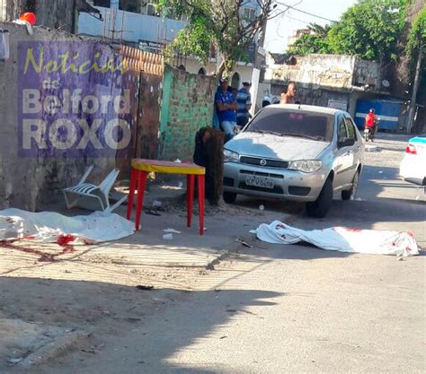 Dois Homens S O Mortos A Tiros Na Pra A De Heli Polis Em Belford Roxo