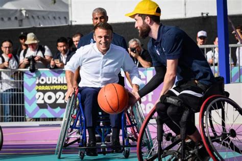 Emmanuel Macron Anne Hidalgo Tony Estanguet S Essaient Au Handisport