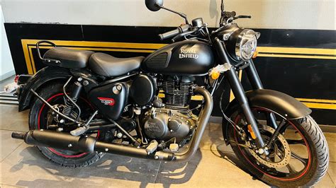 model royal enfield classic  stealth black colour full