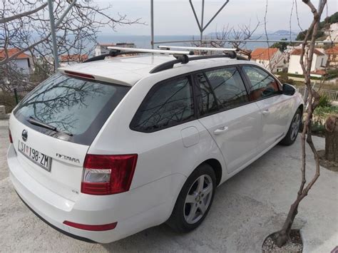 Škoda Octavia karavan 1 6tdi 6000eur 2013 god