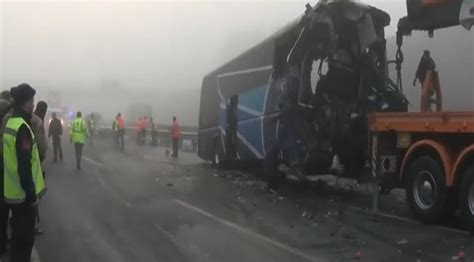 Sakarya Da Zincirleme Kaza L Yaral Alo