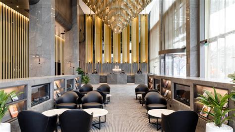 Meriton Suites developed the Canberra hotel designed by Fender ...