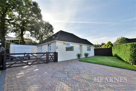 Knighton Heath Close Bournemouth Bh11 3 Bedroom Detached Bungalow For