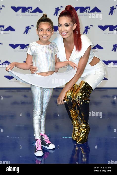 Sophia Laurent Abraham Left And Farrah Abraham Arrive At The Mtv