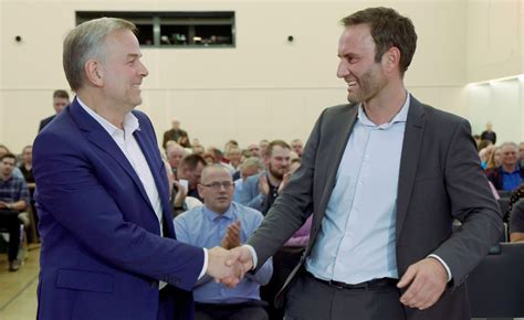 Afd Best Tigt F Hrungsduo Und Beschw Rt Blaues Wunder