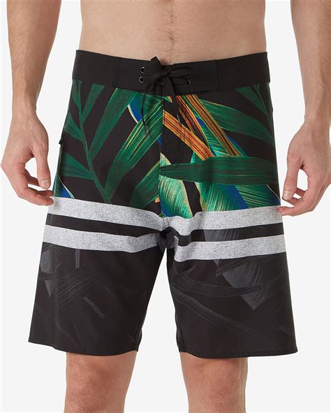 Riachuelo Bermuda Surf Masculina Tactel Folhagens Preto Pool By Riachuelo