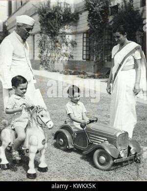 Jawaharlal Nehru Indira Gandhi Rajiv Gandhi Et Sanjay Gandhi Photo