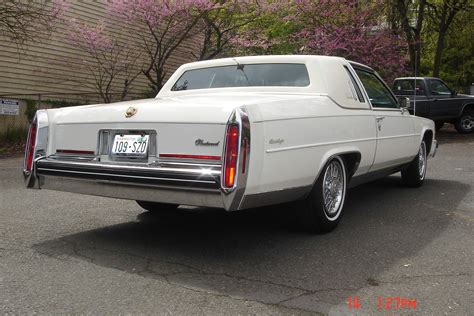 1985 Cadillac Fleetwood Brougham De Elegance Coupe