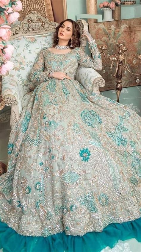 Hania Amir Looks Ravishing In Latest Bridal Shoot Pakistani Bridal