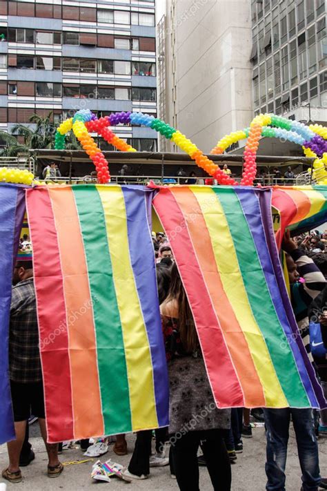 Banderas en la cultura lesbiana gay bisexual y transgénero en el 22º