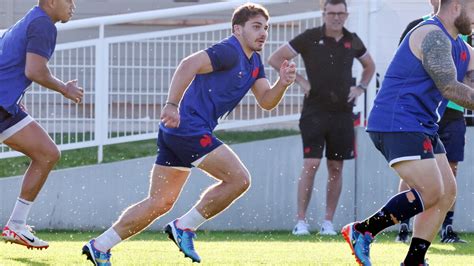 XV Of France Antoine Dupont Does Not Spare Himself In Training Before