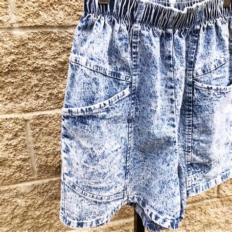 Vintage S High Waisted Acid Wash Shorts Chic Gem