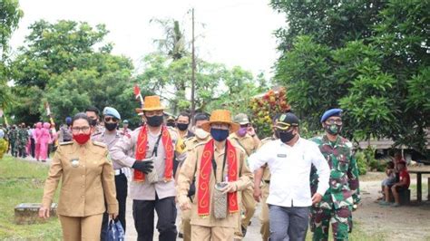 Kapolres Bengkayang Hadiri Launching Kampung Tangguh Perbatasan Di Desa