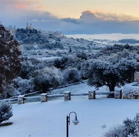 Maltempo Ondata Di Freddo In Puglia Manto Bianco Sui Monti Dauni E