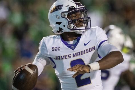 James Madison Dukes football | AP News