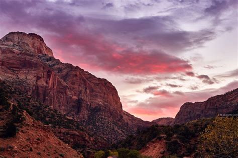 First Light : Sunrise at Zion National Park | Paul Reiffer - Photographer