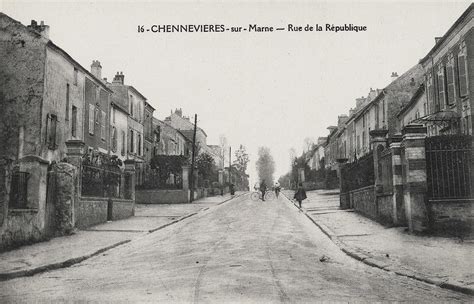 Chennevières sur Marne Rue de la République Carte postale ancienne