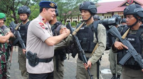 100 Personil Sat Brimob Polda Jambi BKO Ke Polda Papua Dilepas