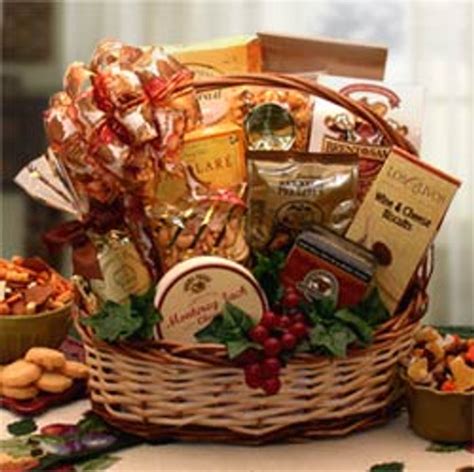 The Ultimate Gourmet Gift Basket - Baskets-n-Beyond