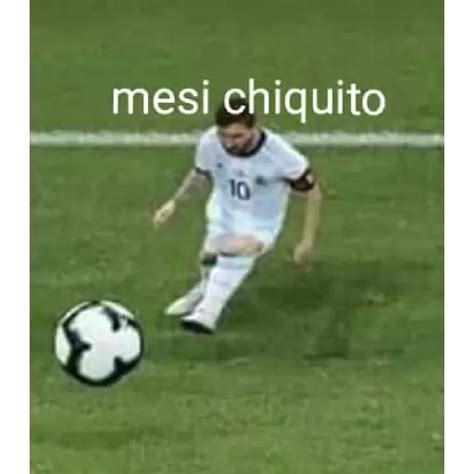 Messi chiquito Sticker de WhatsApp - DescargarStickers