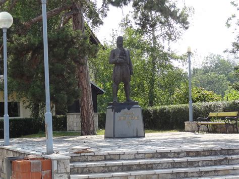 DSC07437 Rogača Monument of Vojvoda Janko Katić Srđan Canić Flickr