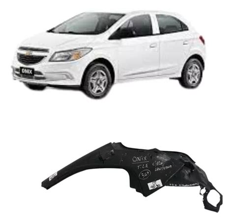 Retalho Lateral Traseira Esquerda Chevrolet Onix 2013 A 2016