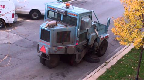 City Of Chicago Street Sweeper Youtube