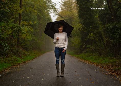 Chi Mong Em Hanh Phuc Nguyen Si Kha Rainy Day Memories