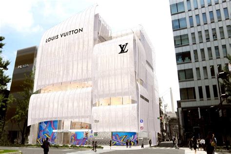 記得去打卡 Louis Vuitton 將於大阪心齋橋開設首家咖啡館與餐廳 The Femin