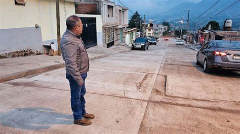 Jos Luis T Llez Mar N Supervisa Obras De Pavimentaci N En Calles De