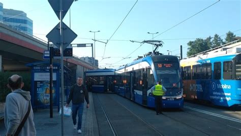 Wykolejenie Tramwaju Na Rondzie Mogilskim W Krakowie Rmf