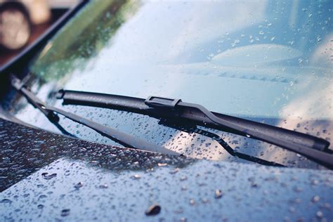 How to Select Best Windshield Wipers for Your Car - Colliers News