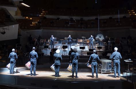 Sir Simon Rattle Und Robin Ticciati Dirigieren Mahler Und Englisches