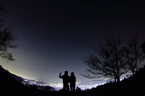 澄みきった冬の夜空を見上げましょう☆都内近郊の「天体観測」スポット キナリノ