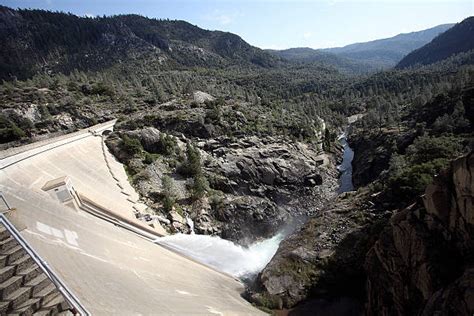 Hetch Hetchy Reservoir Stock Photos, Pictures & Royalty-Free Images ...