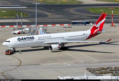 Vh Qpg Qantas Airbus A Photo By Wanping Chen Id