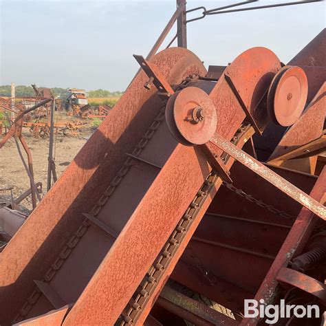 Woods Bros Dearborn Row Corn Picker Bigiron Auctions