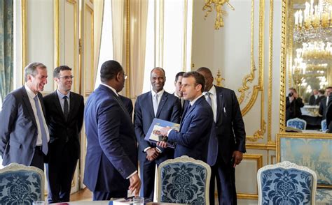 Les Images De La Rencontre Entre Les Présidents Macky Sall Et Emmanuel