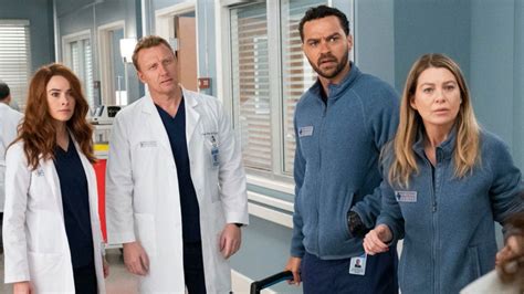 Grey s Anatomy é renovada para 20ª temporada relembre séries que