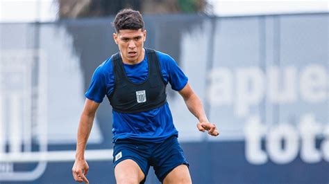 Alianza Lima Jesús Castillo tras renovar Si por mí fuera siempre