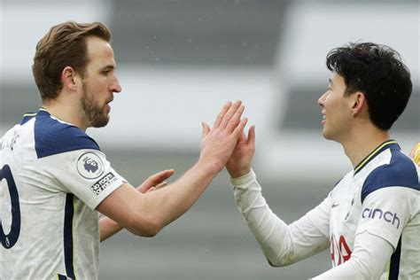 Tottenham 2 0 West Brom Jose Mourinho Lauds Harry Kane After Goal And