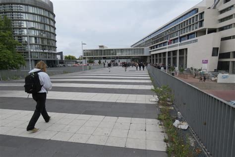 Cy Cergy Paris Université décroche une dotation de 117 millions d euros