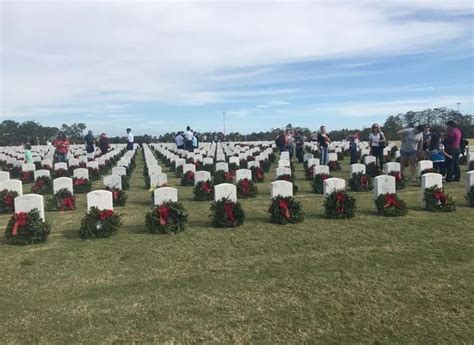 Veterans Families Prepare For Wreath Ceremony At South Florida