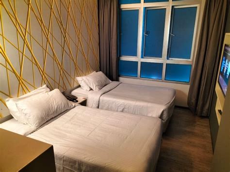 First World Hotel Tower Wifi Deluxe Room Property Rentals On Carousell