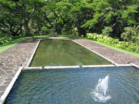 Allerton National Tropical Botanical Gardens, Koloa, HI — Sunshine and ...