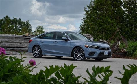 2022 Honda Civic Review: First Drive | AutoGuide.com