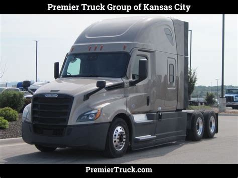 Used 2021 FREIGHTLINER PT126SLP PT126SLP For Sale Kansas City MO DMH8920