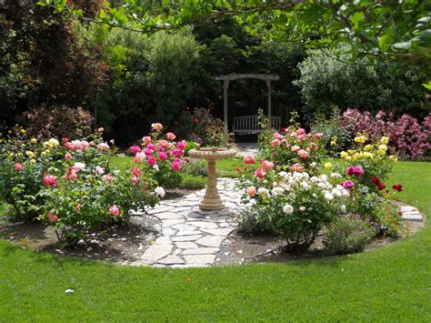 Landscaping Ideas With Roses