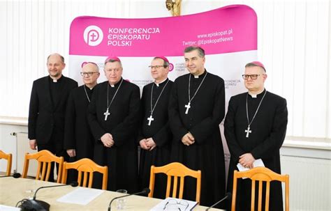 Episkopat o bieżących sprawach Kościoła w Polsce komunikat po